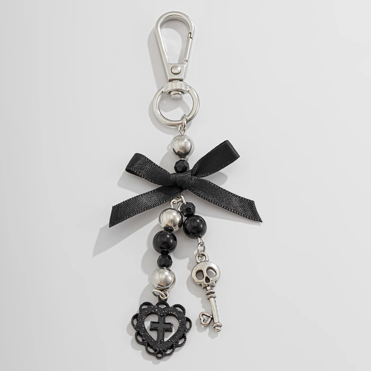 Gothic Cross Love Heart Skull Key Pendant Keychain for Women Trend Black Bowknot Key Ring Female Halloween Y2K Jewelry